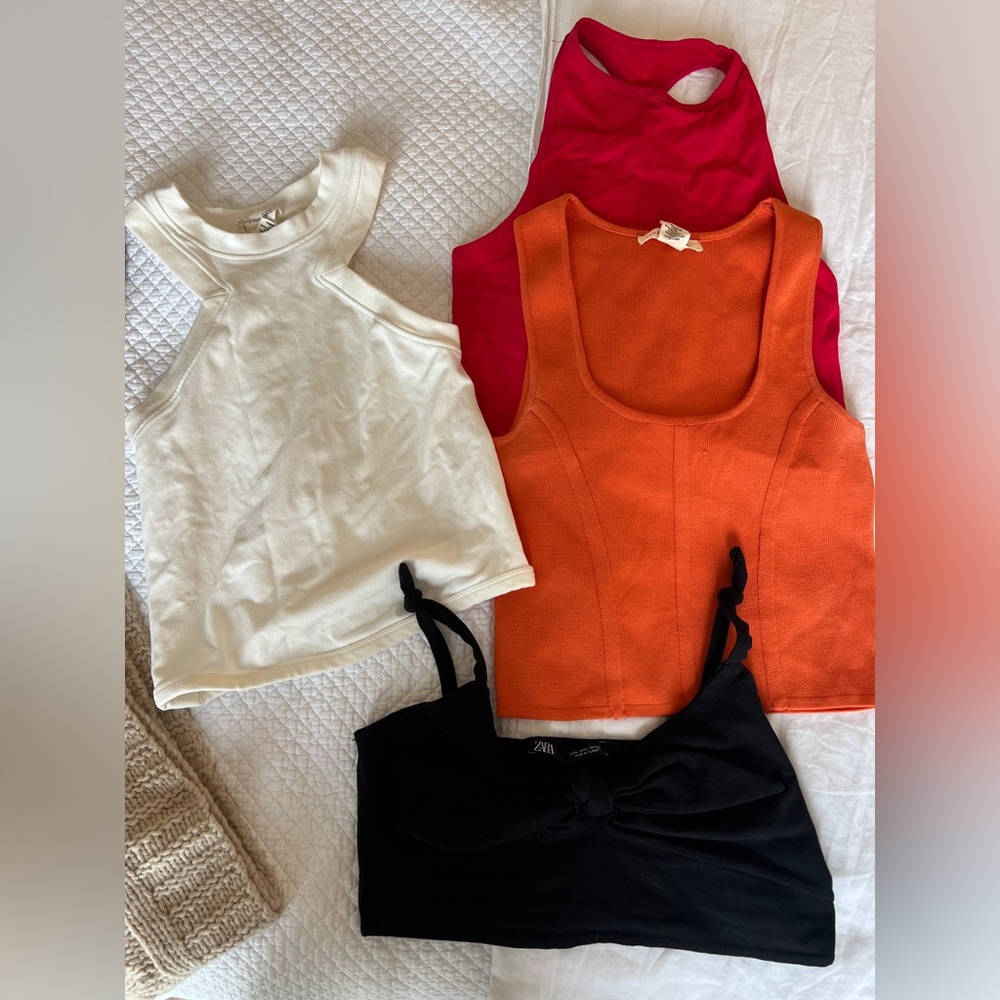 Tank top bundle (4)